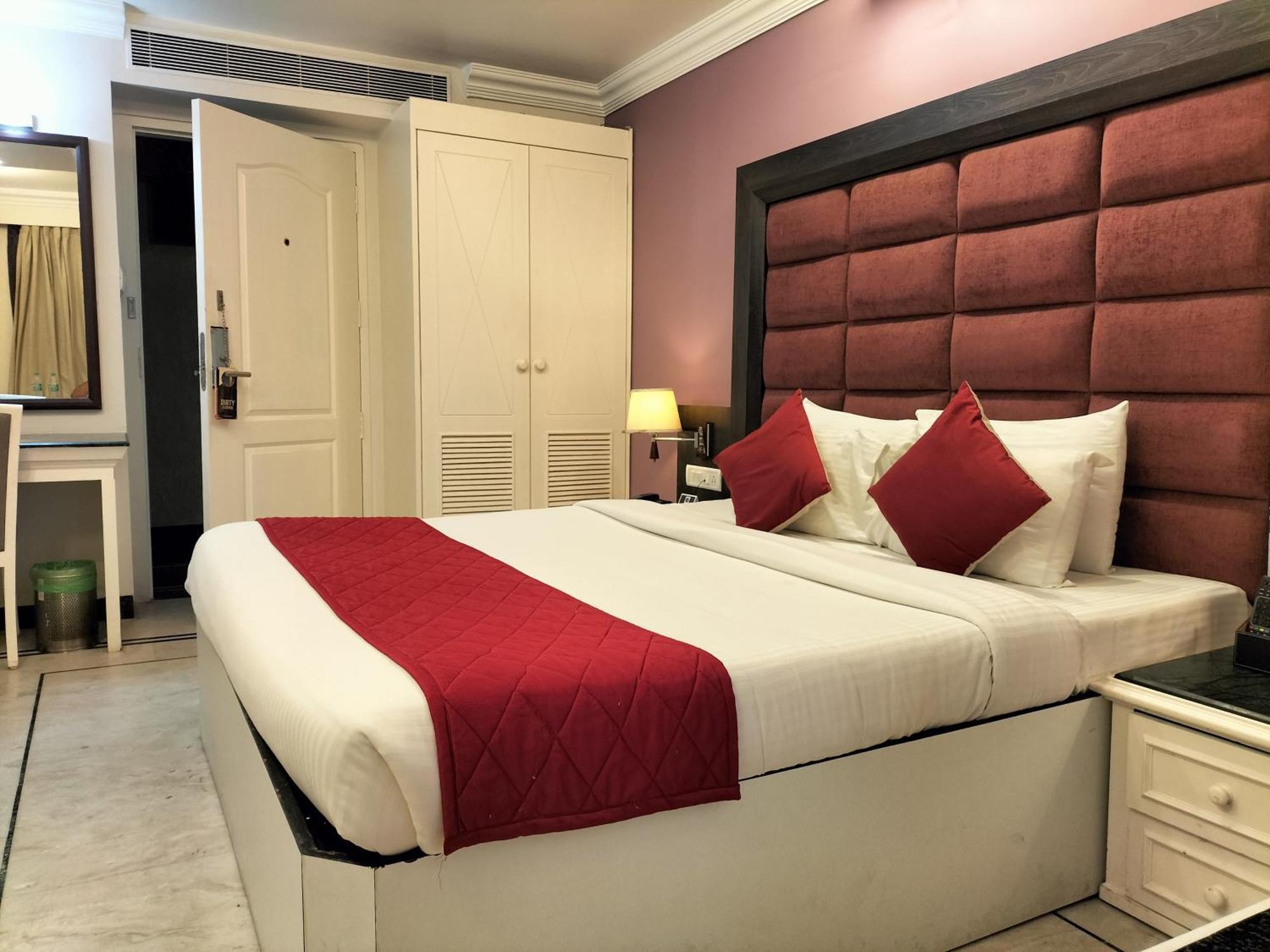 Zip By Spree Hotels Surabi International Vellore Eksteriør bilde
